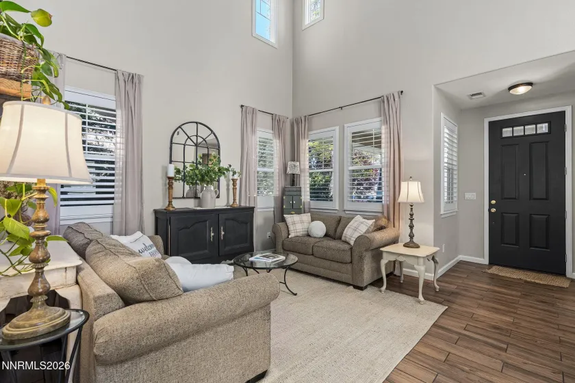 10541 Twin Bridges, Reno, Nevada 89521, 4 Bedrooms Bedrooms, ,3 BathroomsBathrooms,Residential,Residential,Twin Bridges,260004651