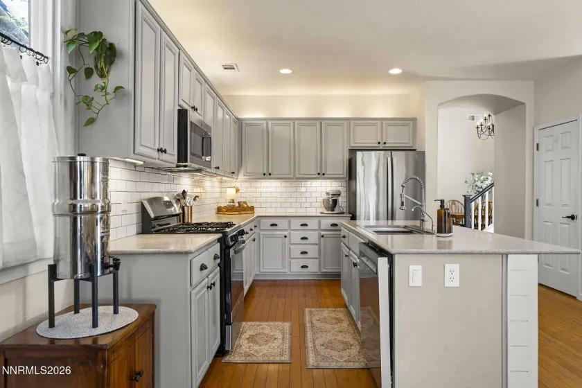 10541 Twin Bridges, Reno, Nevada 89521, 4 Bedrooms Bedrooms, ,3 BathroomsBathrooms,Residential,Residential,Twin Bridges,260004651