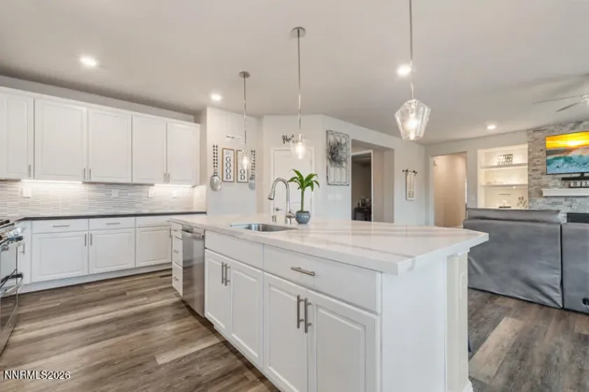 1006 Garden Pond, Sparks, Nevada 89441, 5 Bedrooms Bedrooms, ,3 BathroomsBathrooms,Residential,Residential,Garden Pond,260004653