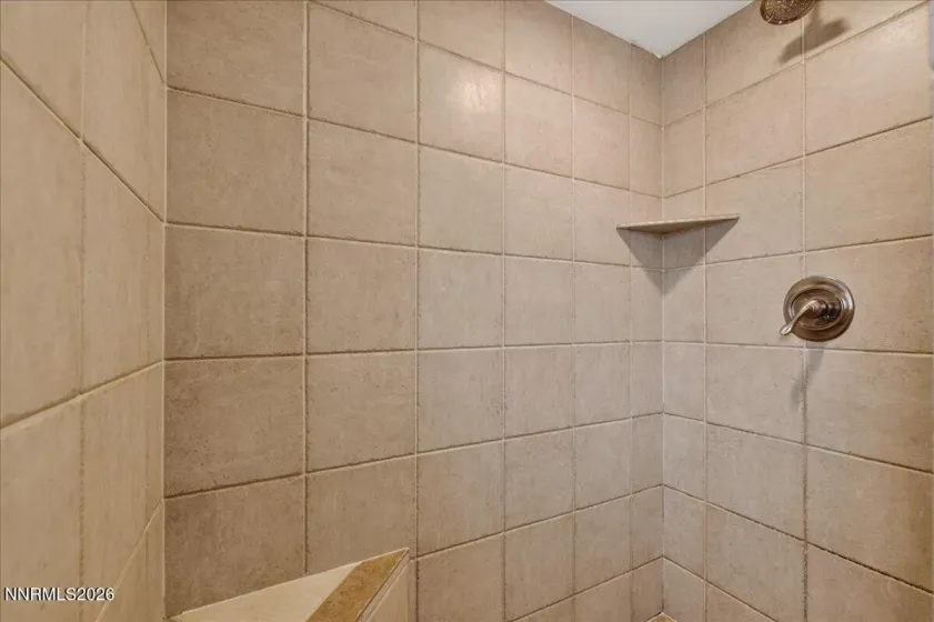 1385 Tioga, Reno, Nevada 89503, 3 Bedrooms Bedrooms, ,2 BathroomsBathrooms,Residential,Residential,Tioga,260004657