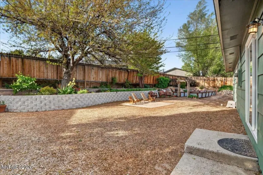 1385 Tioga, Reno, Nevada 89503, 3 Bedrooms Bedrooms, ,2 BathroomsBathrooms,Residential,Residential,Tioga,260004657