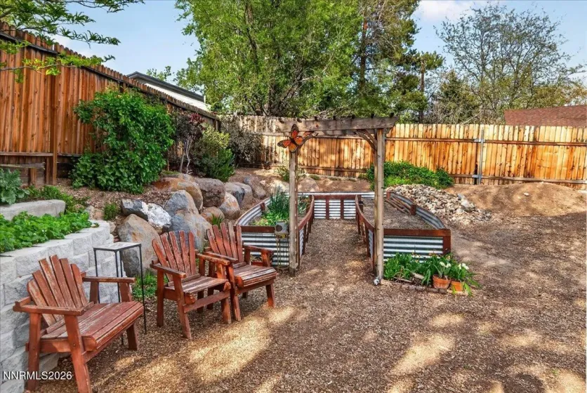 1385 Tioga, Reno, Nevada 89503, 3 Bedrooms Bedrooms, ,2 BathroomsBathrooms,Residential,Residential,Tioga,260004657