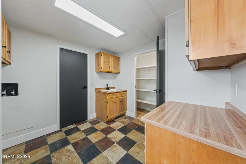 16370 Enargite, Reno, Nevada 89521, 3 Bedrooms Bedrooms, ,2 BathroomsBathrooms,Residential,Residential,Enargite,260004660