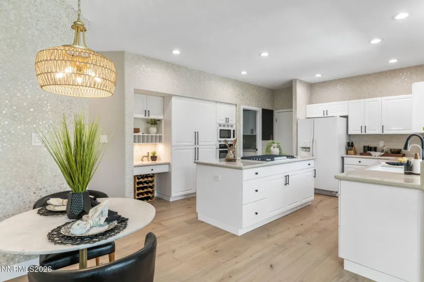 3885 Chinook Creek, Reno, Nevada 89519, 3 Bedrooms Bedrooms, ,4 BathroomsBathrooms,Residential,Residential,Chinook Creek,260004659