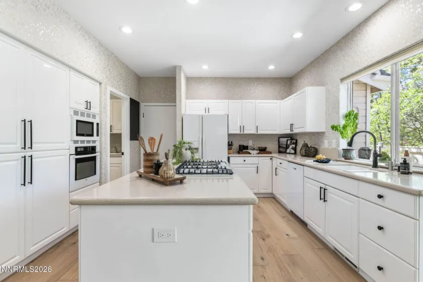 3885 Chinook Creek, Reno, Nevada 89519, 3 Bedrooms Bedrooms, ,4 BathroomsBathrooms,Residential,Residential,Chinook Creek,260004659