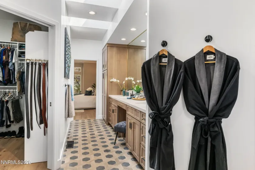 3885 Chinook Creek, Reno, Nevada 89519, 3 Bedrooms Bedrooms, ,4 BathroomsBathrooms,Residential,Residential,Chinook Creek,260004659