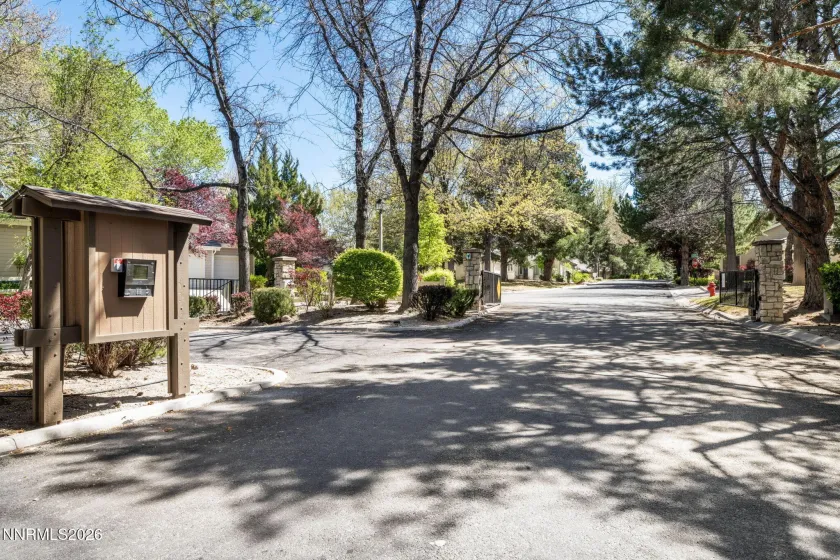 3885 Chinook Creek, Reno, Nevada 89519, 3 Bedrooms Bedrooms, ,4 BathroomsBathrooms,Residential,Residential,Chinook Creek,260004659