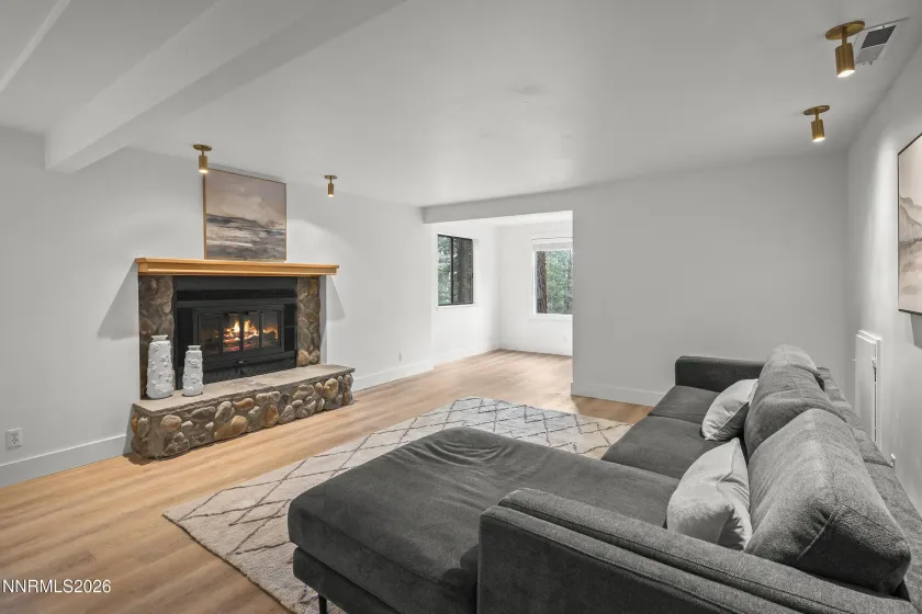 949 Jennifer, Incline Village, Nevada 89451, 4 Bedrooms Bedrooms, ,3 BathroomsBathrooms,Residential,Residential,Jennifer,250058061