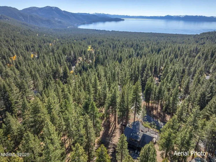 949 Jennifer, Incline Village, Nevada 89451, 4 Bedrooms Bedrooms, ,3 BathroomsBathrooms,Residential,Residential,Jennifer,250058061