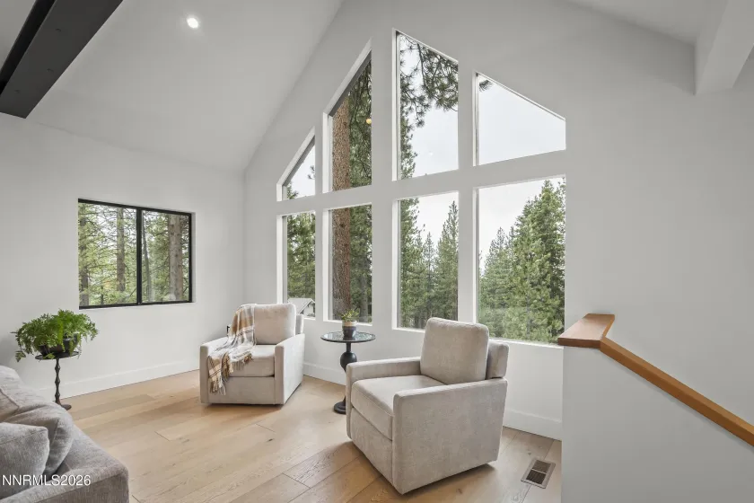 949 Jennifer, Incline Village, Nevada 89451, 4 Bedrooms Bedrooms, ,3 BathroomsBathrooms,Residential,Residential,Jennifer,250058061