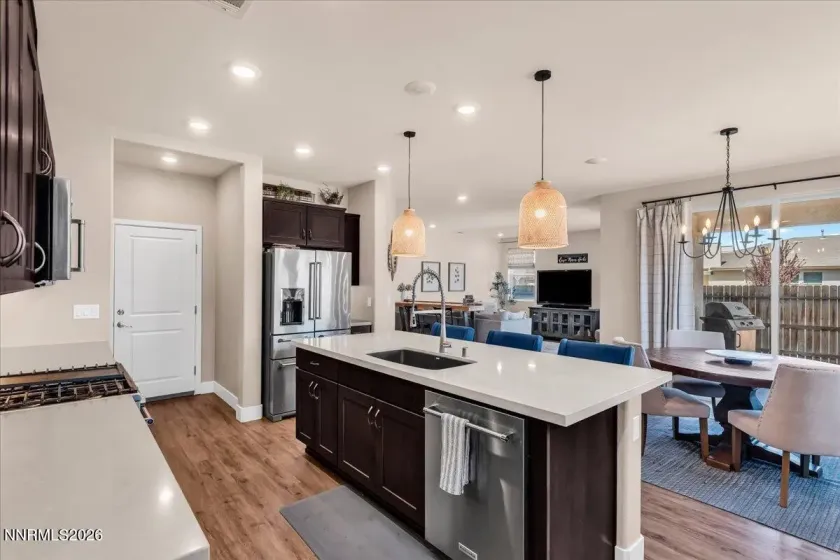 2332 Millville, Sparks, Nevada 89441, 4 Bedrooms Bedrooms, ,3 BathroomsBathrooms,Residential,Residential,Millville,260004663