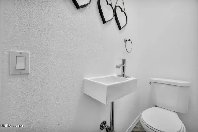 3627 Keogh, Sparks, Nevada 89431, 4 Bedrooms Bedrooms, ,3 BathroomsBathrooms,Residential,Residential,Keogh,260004665