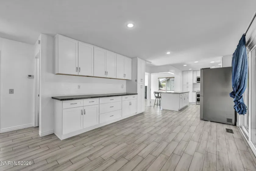 3627 Keogh, Sparks, Nevada 89431, 4 Bedrooms Bedrooms, ,3 BathroomsBathrooms,Residential,Residential,Keogh,260004665