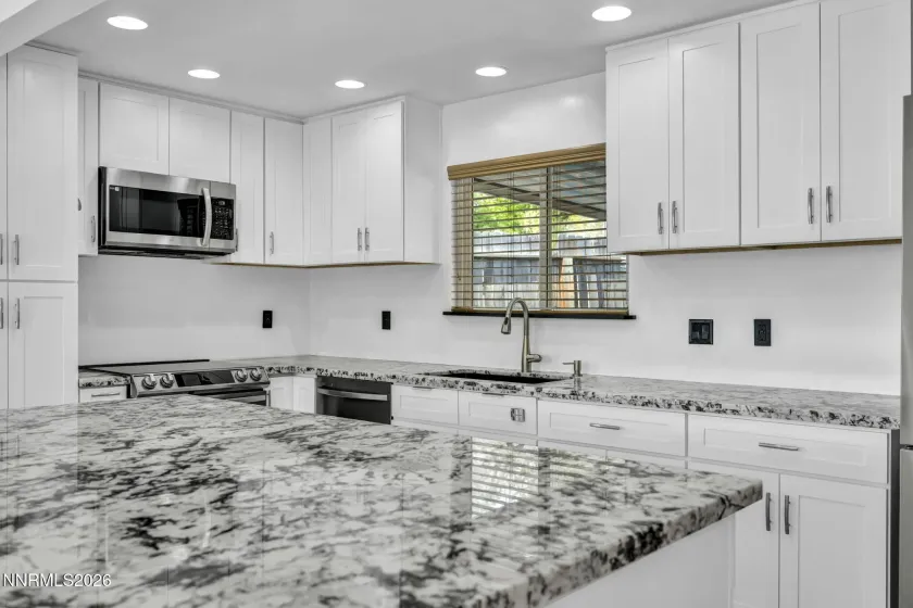 3627 Keogh, Sparks, Nevada 89431, 4 Bedrooms Bedrooms, ,3 BathroomsBathrooms,Residential,Residential,Keogh,260004665