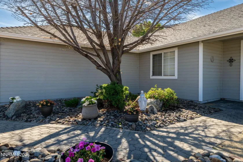 1371 Winwood, Gardnerville, Nevada 89410, 4 Bedrooms Bedrooms, ,2 BathroomsBathrooms,Residential,Residential,Winwood,260004667