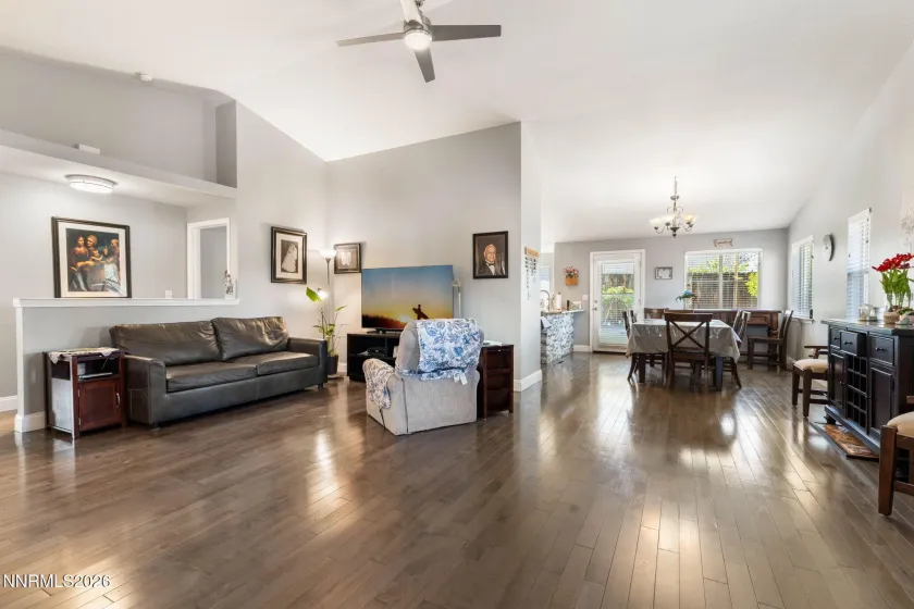 1371 Winwood, Gardnerville, Nevada 89410, 4 Bedrooms Bedrooms, ,2 BathroomsBathrooms,Residential,Residential,Winwood,260004667