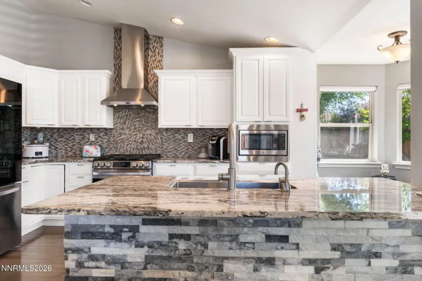 1371 Winwood, Gardnerville, Nevada 89410, 4 Bedrooms Bedrooms, ,2 BathroomsBathrooms,Residential,Residential,Winwood,260004667