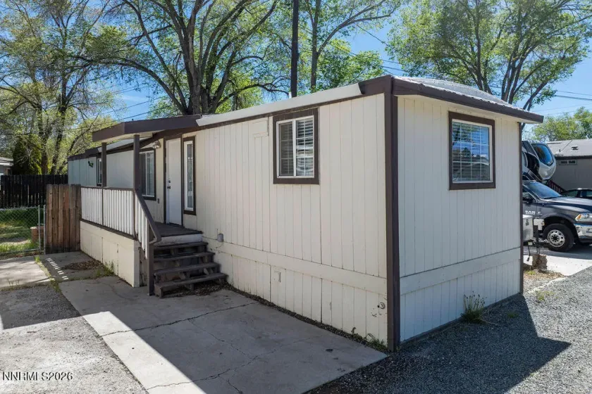 2650 Carmine, Carson City, Nevada 89706, ,Commercial Sale,Residential,Carmine,260004669