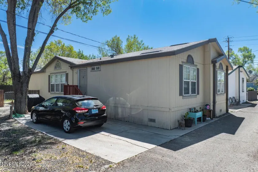 2650 Carmine, Carson City, Nevada 89706, ,Commercial Sale,Residential,Carmine,260004669