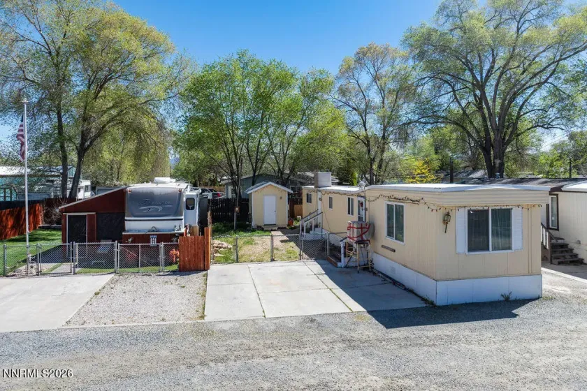 2650 Carmine, Carson City, Nevada 89706, ,Commercial Sale,Residential,Carmine,260004669