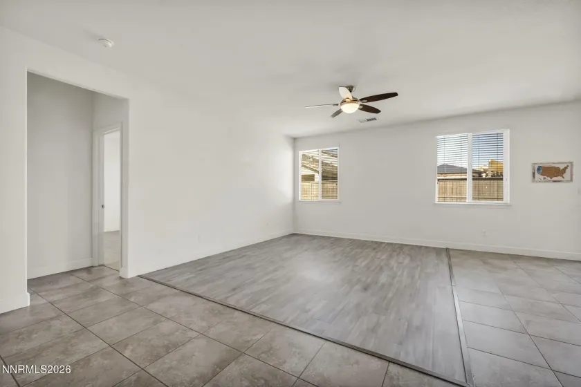 7027 Woodward, Sparks, Nevada 89436, 4 Bedrooms Bedrooms, ,2 BathroomsBathrooms,Residential,Residential,Woodward,260004674