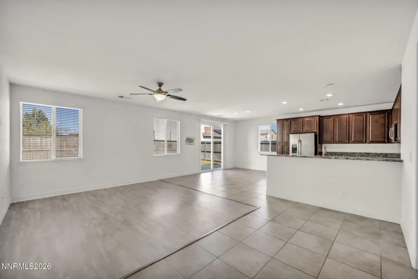 7027 Woodward, Sparks, Nevada 89436, 4 Bedrooms Bedrooms, ,2 BathroomsBathrooms,Residential,Residential,Woodward,260004674