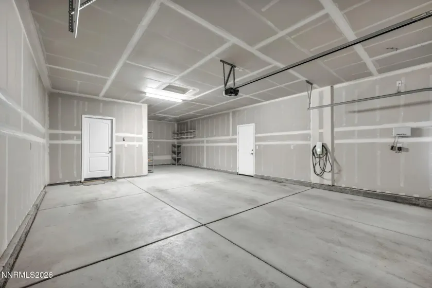 7027 Woodward, Sparks, Nevada 89436, 4 Bedrooms Bedrooms, ,2 BathroomsBathrooms,Residential,Residential,Woodward,260004674