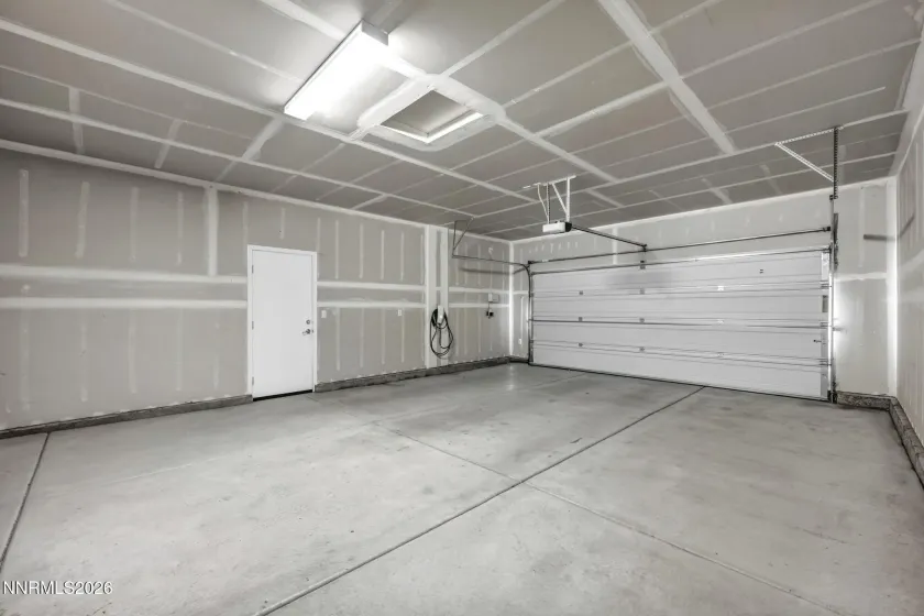 7027 Woodward, Sparks, Nevada 89436, 4 Bedrooms Bedrooms, ,2 BathroomsBathrooms,Residential,Residential,Woodward,260004674