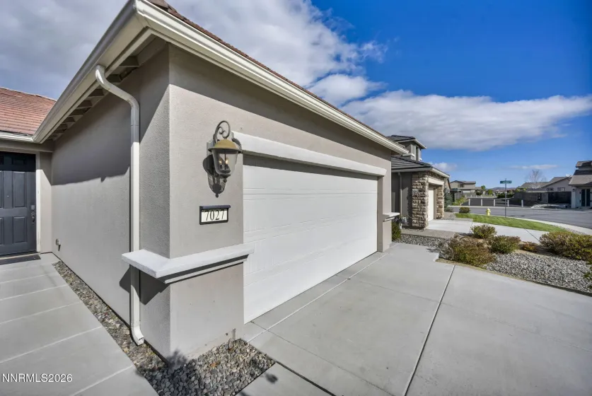 7027 Woodward, Sparks, Nevada 89436, 4 Bedrooms Bedrooms, ,2 BathroomsBathrooms,Residential,Residential,Woodward,260004674