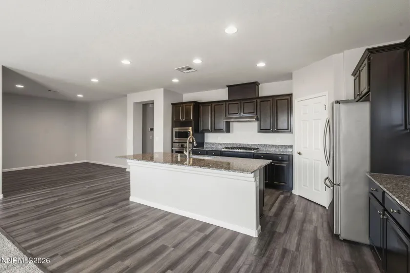 14138 Glowing Amber, Reno, Nevada 89511, 3 Bedrooms Bedrooms, ,3 BathroomsBathrooms,Residential,Residential,Glowing Amber,260004675