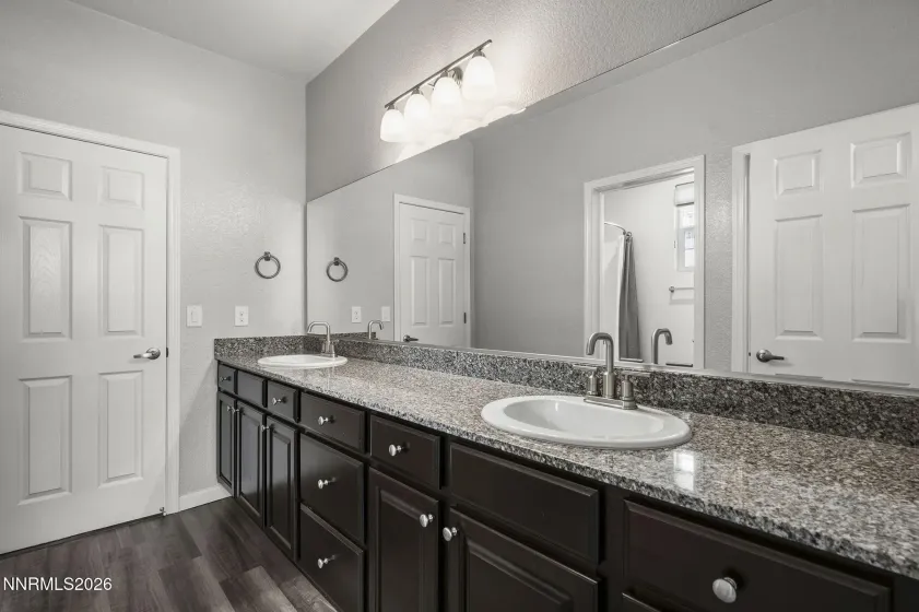 14138 Glowing Amber, Reno, Nevada 89511, 3 Bedrooms Bedrooms, ,3 BathroomsBathrooms,Residential,Residential,Glowing Amber,260004675