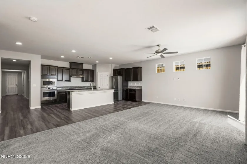 14138 Glowing Amber, Reno, Nevada 89511, 3 Bedrooms Bedrooms, ,3 BathroomsBathrooms,Residential,Residential,Glowing Amber,260004675