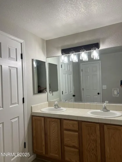 8 Conner, Gardnerville, Nevada 89410, 2 Bedrooms Bedrooms, ,2 BathroomsBathrooms,Residential,Residential,Conner,260004676