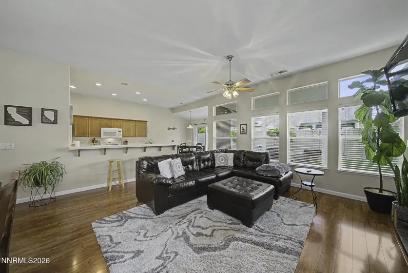 1770 Glen Cove, Reno, Nevada 89521, 3 Bedrooms Bedrooms, ,2 BathroomsBathrooms,Residential,Residential,Glen Cove,260004677