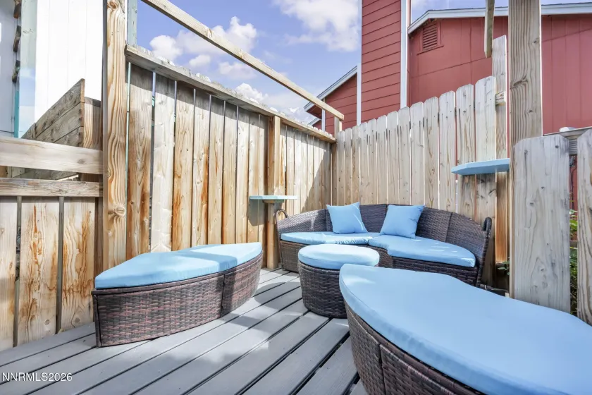 1286 Highgate, Sparks, Nevada 89434, 2 Bedrooms Bedrooms, ,3 BathroomsBathrooms,Residential,Residential,Highgate,260004678