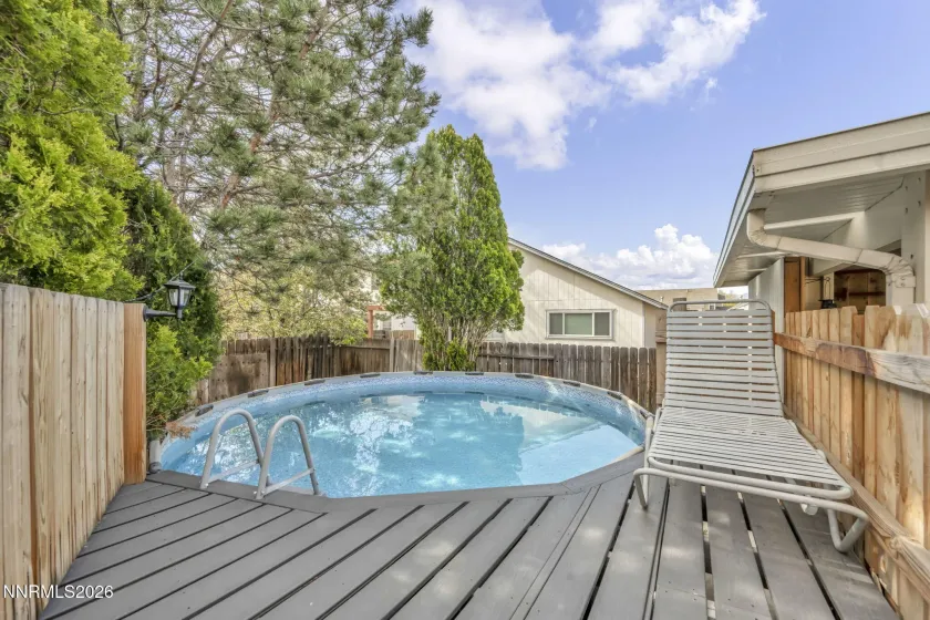 1286 Highgate, Sparks, Nevada 89434, 2 Bedrooms Bedrooms, ,3 BathroomsBathrooms,Residential,Residential,Highgate,260004678