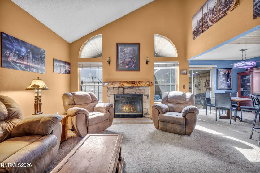 1286 Highgate, Sparks, Nevada 89434, 2 Bedrooms Bedrooms, ,3 BathroomsBathrooms,Residential,Residential,Highgate,260004678