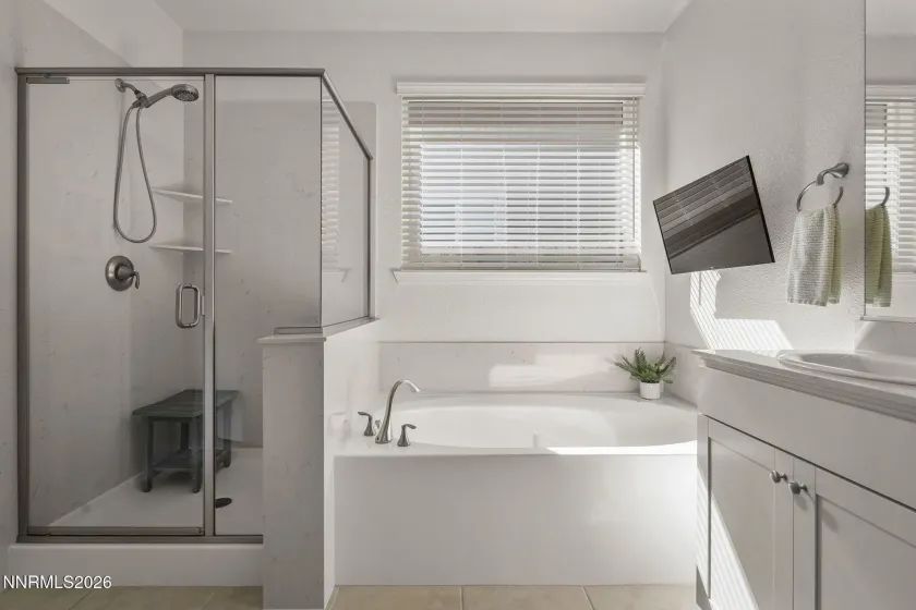 1135 Bravestone, Carson City, Nevada 89703, 4 Bedrooms Bedrooms, ,3 BathroomsBathrooms,Residential,Residential,Bravestone,260004681