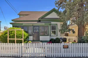 1701 C, Sparks, Nevada 89431, 2 Bedrooms Bedrooms, ,1 BathroomBathrooms,Residential,Residential,C,260004684