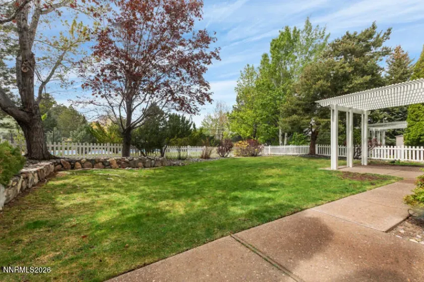 3685 Ranch Crest, Reno, Nevada 89509, 4 Bedrooms Bedrooms, ,3 BathroomsBathrooms,Residential,Residential,Ranch Crest,260004685