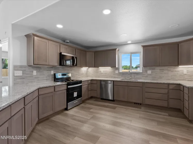 1370 Nevada Pacific, Fernley, Nevada 89408, 4 Bedrooms Bedrooms, ,2 BathroomsBathrooms,Residential,Residential,Nevada Pacific,260004690