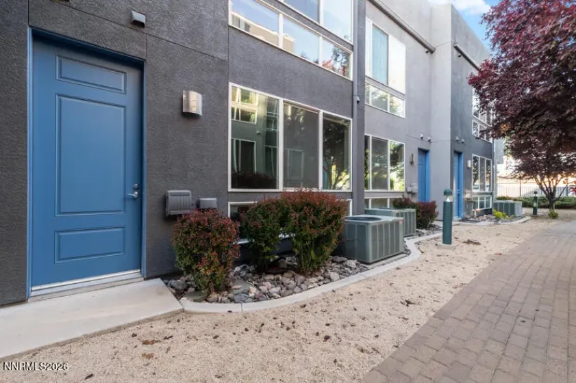 374 State, Reno, Nevada 89501, 2 Bedrooms Bedrooms, ,2 BathroomsBathrooms,Residential,Residential,State,260004698