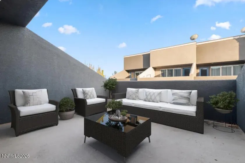 374 State, Reno, Nevada 89501, 2 Bedrooms Bedrooms, ,2 BathroomsBathrooms,Residential,Residential,State,260004698