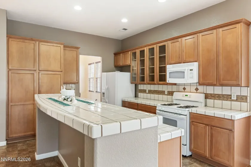 101 Poppy Hills, Dayton, Nevada 89403, 4 Bedrooms Bedrooms, ,2 BathroomsBathrooms,Residential,Residential,Poppy Hills,260004699