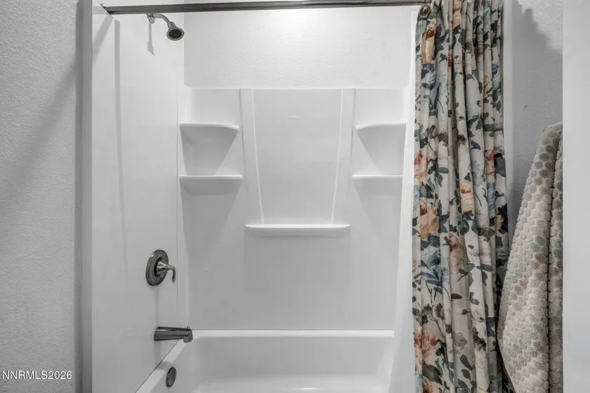 969 Estuary, Reno, Nevada 89506, 5 Bedrooms Bedrooms, ,3 BathroomsBathrooms,Residential,Residential,Estuary,260004700