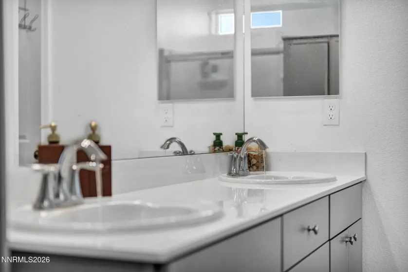 969 Estuary, Reno, Nevada 89506, 5 Bedrooms Bedrooms, ,3 BathroomsBathrooms,Residential,Residential,Estuary,260004700