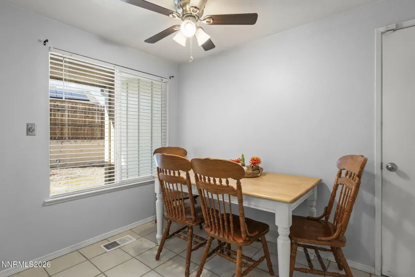 6850 Peppermint, Reno, Nevada 89506, 3 Bedrooms Bedrooms, ,2 BathroomsBathrooms,Residential,Residential,Peppermint,260004702