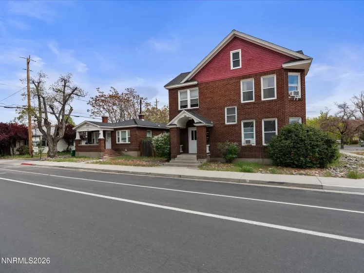 820 1st, Reno, Nevada 89503, ,Commercial Sale,Residential,1st,260004705