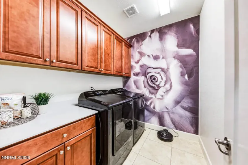 8770 Lost Creek, Reno, Nevada 89523, 4 Bedrooms Bedrooms, ,4 BathroomsBathrooms,Residential,Residential,Lost Creek,260002203