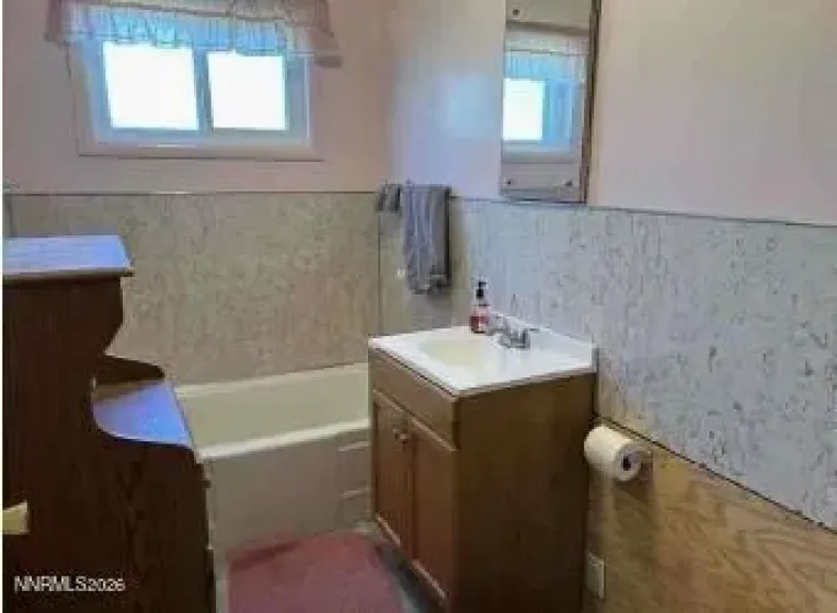 1460 Elmhurst, Lovelock, Nevada 89419, 3 Bedrooms Bedrooms, ,2 BathroomsBathrooms,Residential,Residential,Elmhurst,260004708